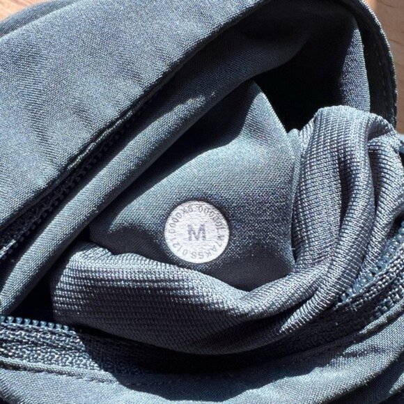 lululemon Men's T.H.E. Short 7” - Picture 7 of 7